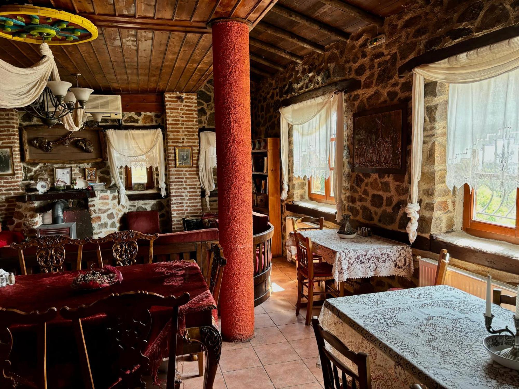 Iaspis Guesthouse Sidhirokhórion Exteriér fotografie