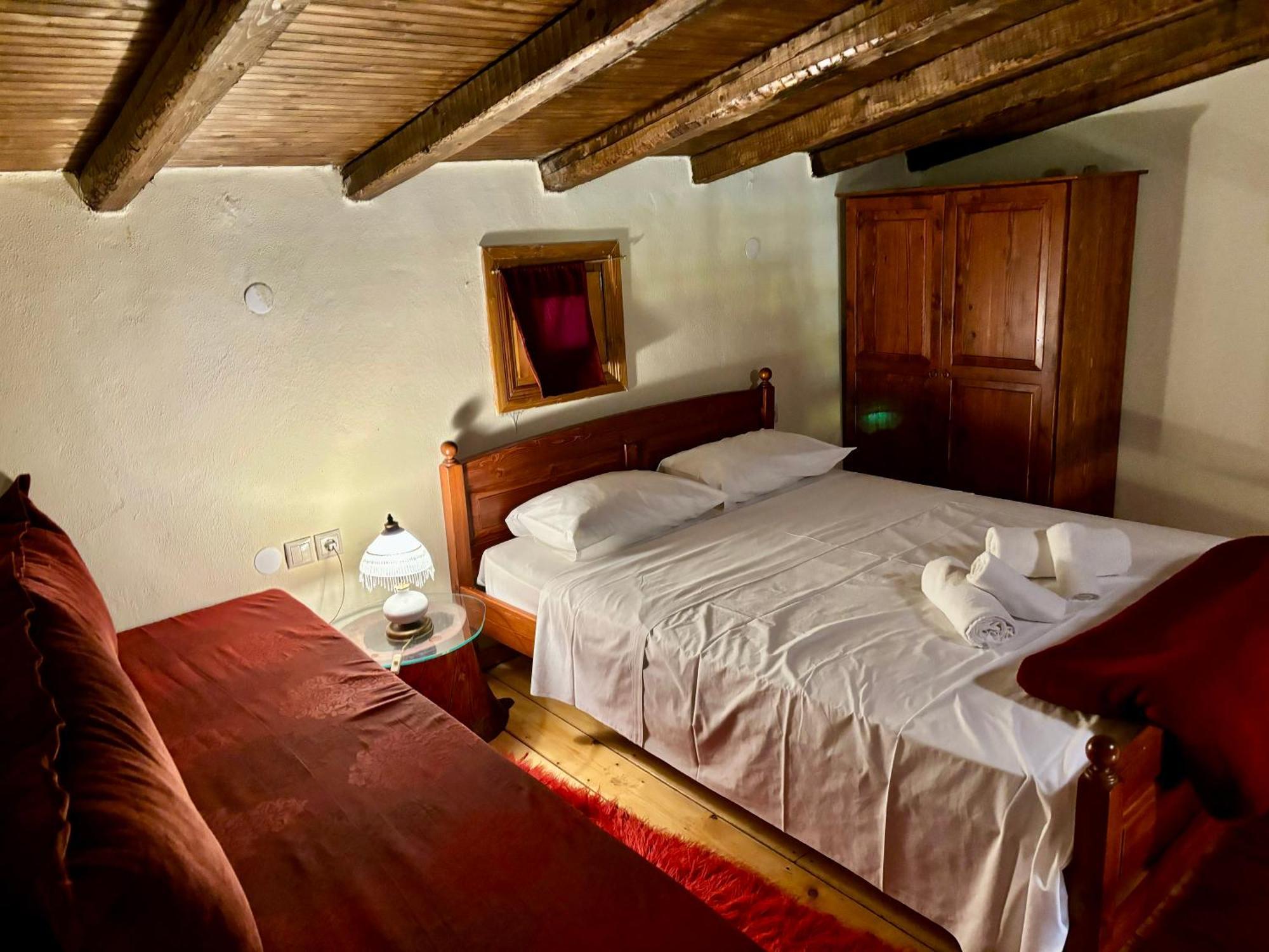 Iaspis Guesthouse Sidhirokhórion Exteriér fotografie