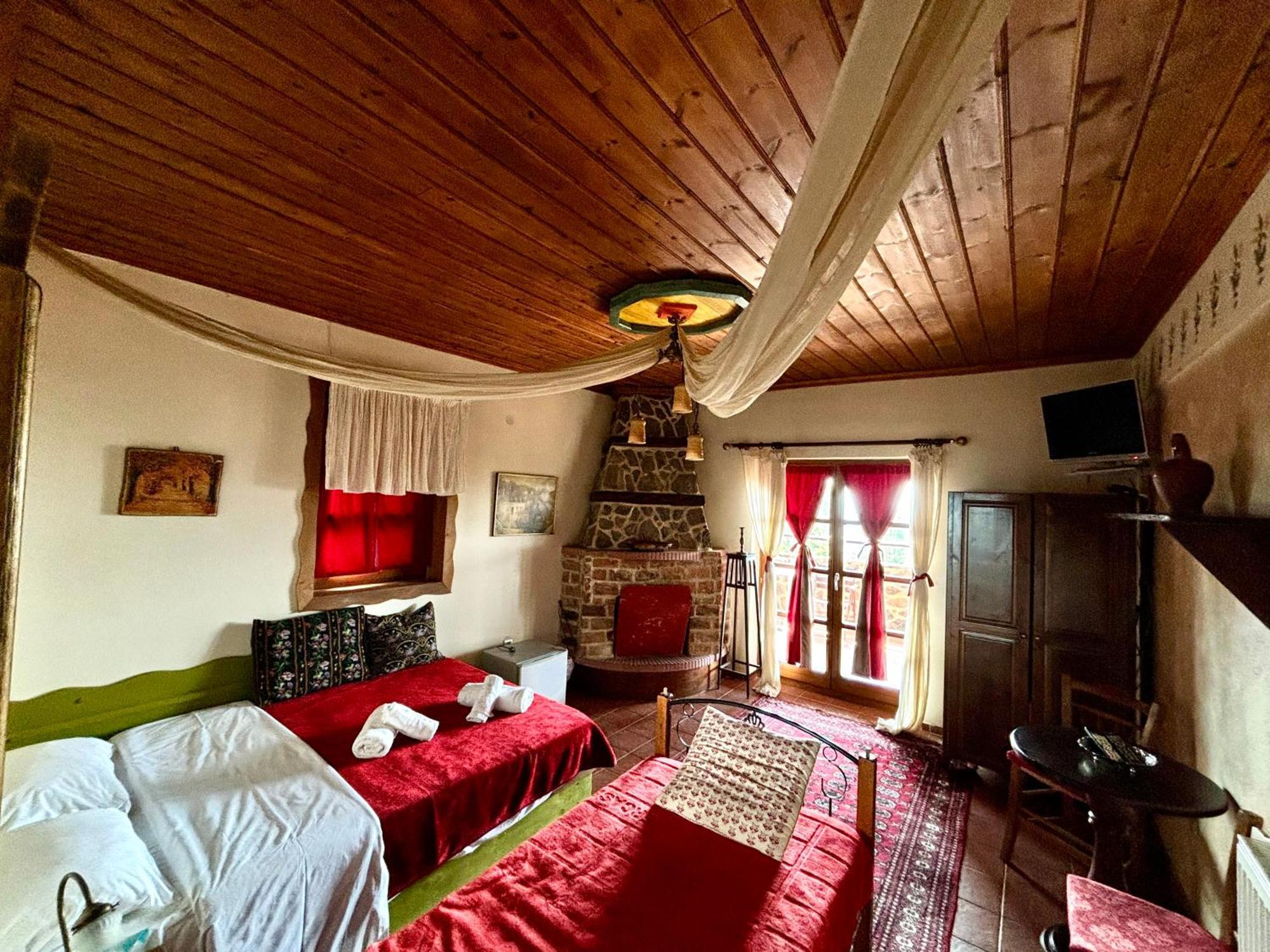 Iaspis Guesthouse Sidhirokhórion Exteriér fotografie